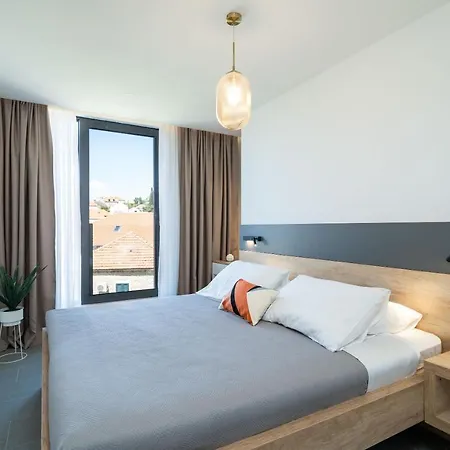 Apartment Olea *