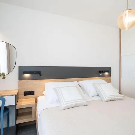 Olea Apartment *